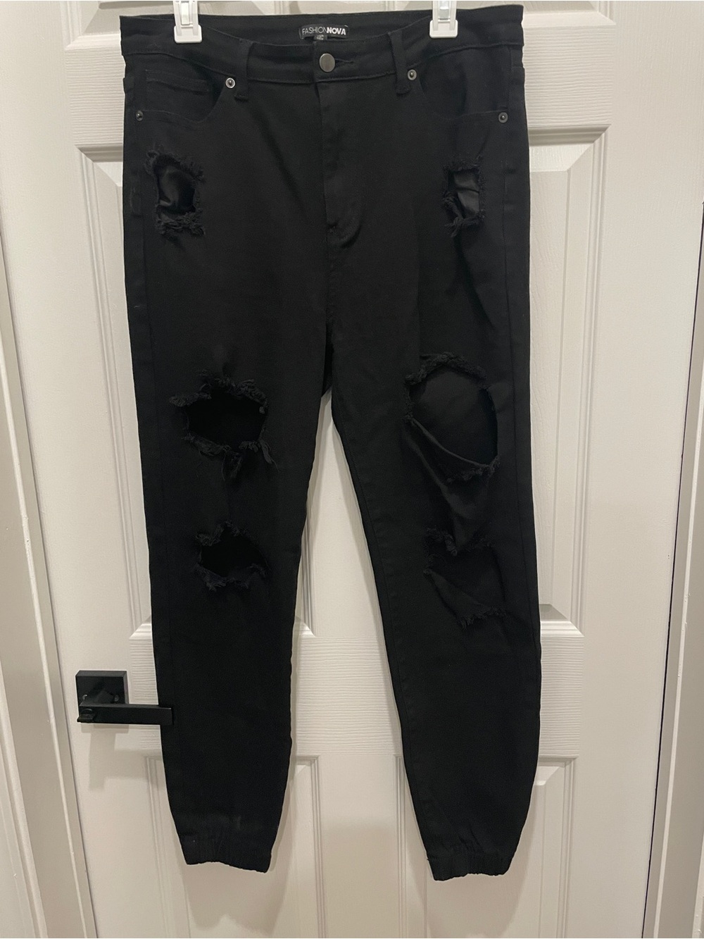 Fashion Nova Black Ripped Jogger Jeans